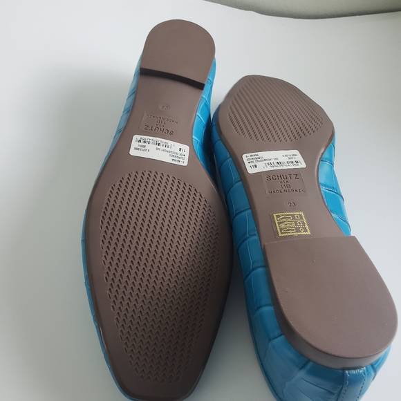 Shoes (Brand new) - Picture 2 of 4